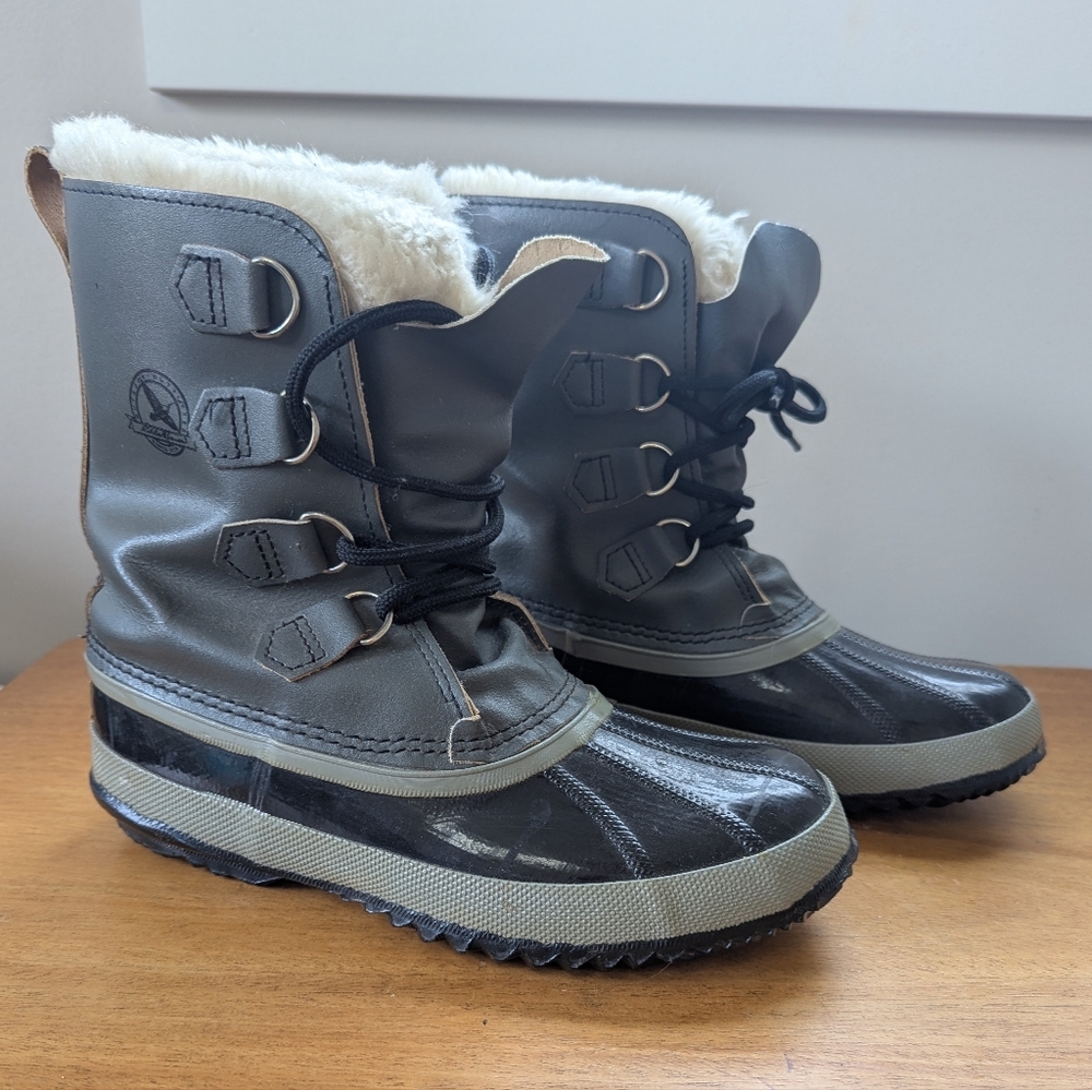Vintage Sorel Grey Manitou Kaufman Winter Boots Canada